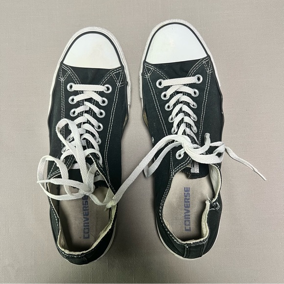 Converse Chuck Taylor All Star Black Low Top Sneakers Unisex Men’s 10/Women’s 12 - Picture 2 of 13